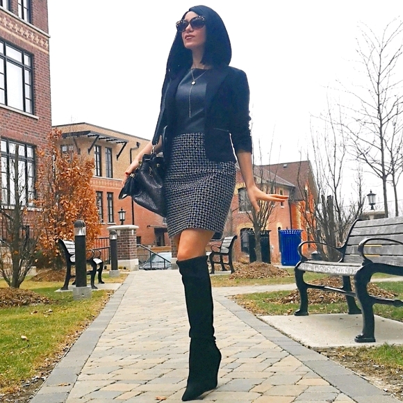 Dress - Picture 1 of 4